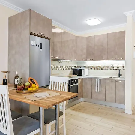 Ocean Smart Home, Hi-end Services, Media Streaming Costa Adeje (Tenerife)