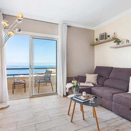 Apartment Ocean Smart Home, Hi-end Services, Media Streaming *