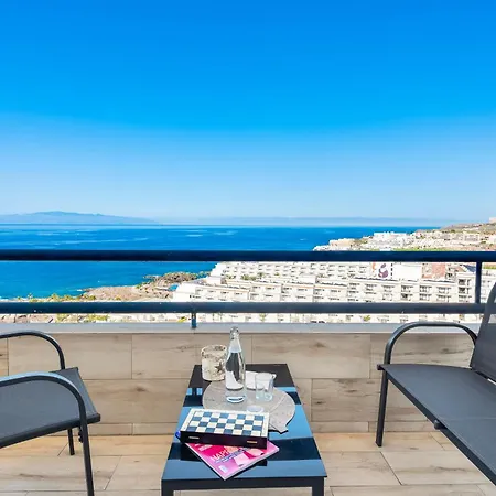 Ocean Smart Home, Hi-end Services, Media Streaming Apartment *